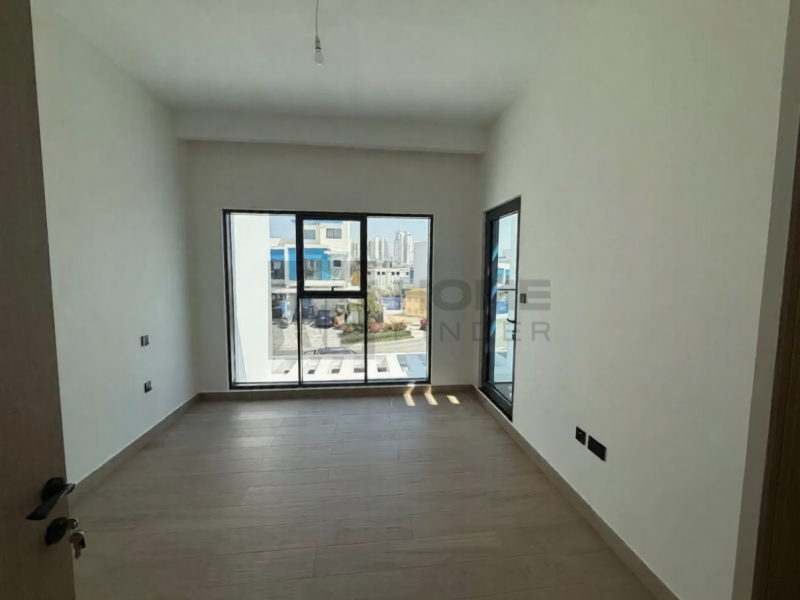 Townhouse for Sale in Damac Lagoons - Santorini's, Dubai - 5 BHK + MAID | READY TO MOVE | MORTGAGE ELIGEABLE at 3649999 AED