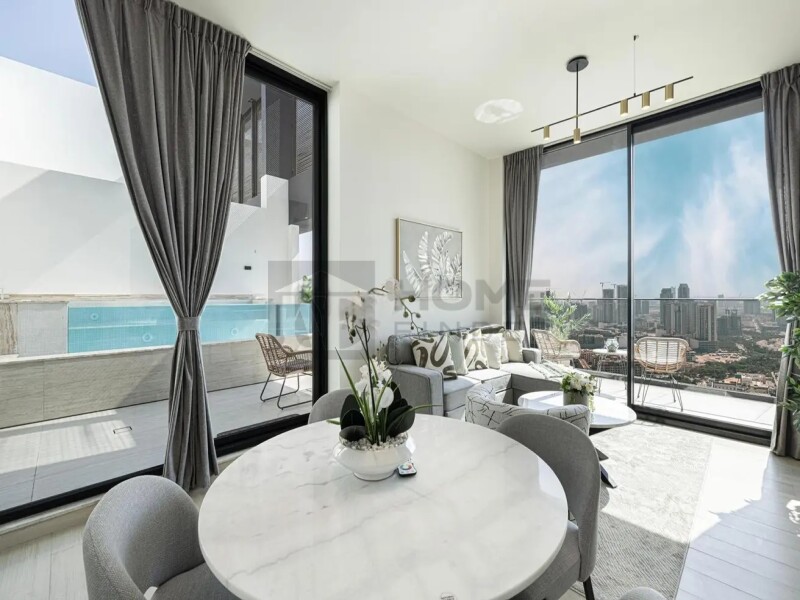 Apartment for Sale in Binghatti Corner - Jumeirah Village Circle, Dubai - Penthouse | Extra Parking | Furnished at 3140000 AED