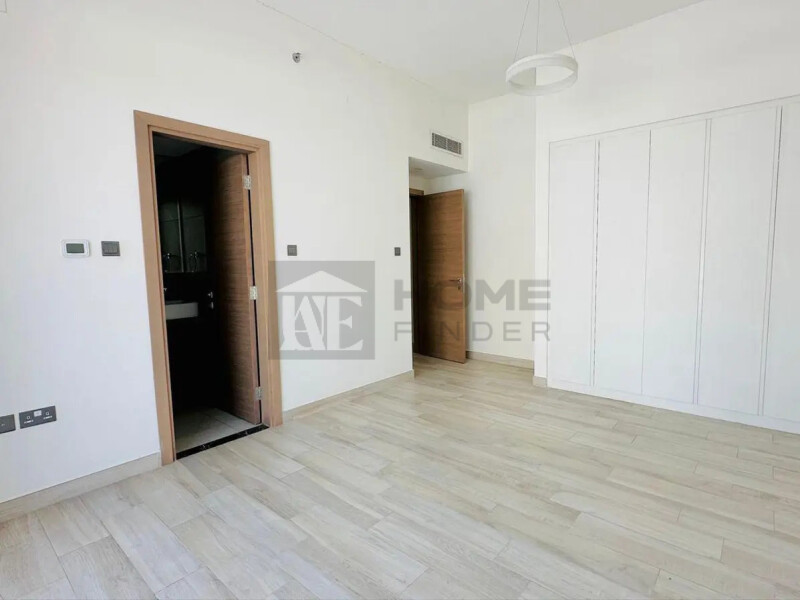 Apartment for Sale in Oxford Residence 1 - Jumeirah Village Circle, Dubai - Spacious 1BR | High Floor | Walk-in Closet | Community View | Oxford Residence 2 JVC at 1189999 AED