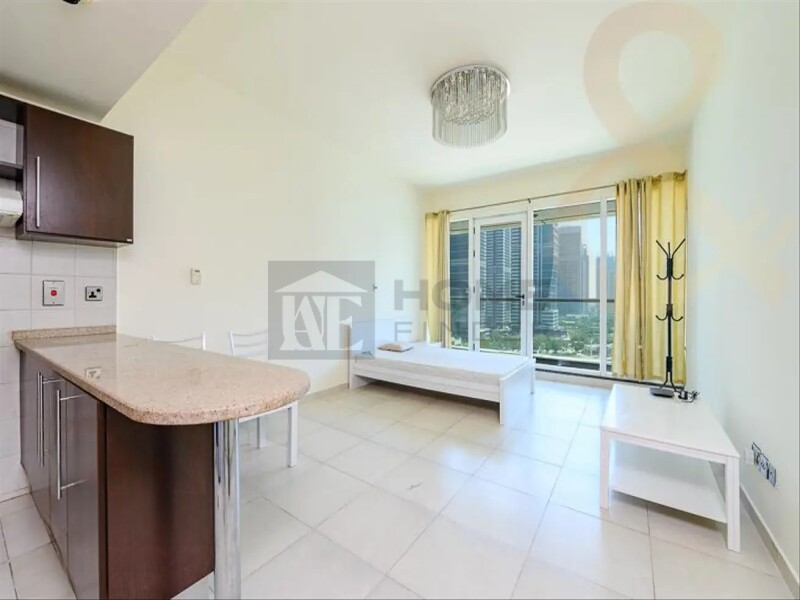 Apartment for Rent in DUBAI ARCH TOWER - JLT, Dubai - Park Views | Close to Metro | Spacious at 58000 AED