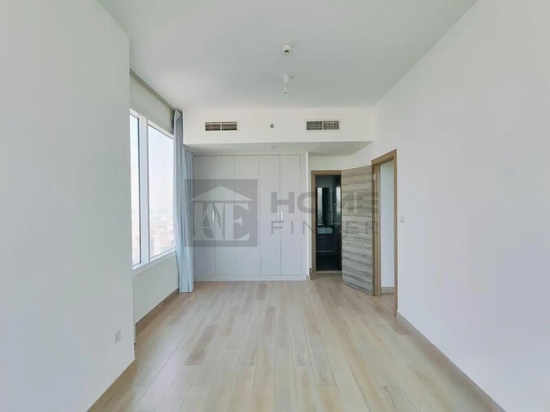 Apartment for Sale in BLOOM TOWERS A - JVC, Dubai - High Floor | Vacant | Multiple Options | Ready | at 1550000 AED