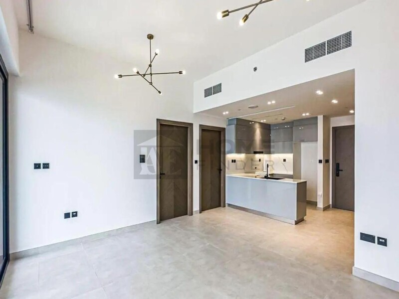 Apartment for Sale in Reva Residence - Business Bay, Dubai - Motivated Seller | High Floor | Canal and Burj Khalifa View at 1600000 AED