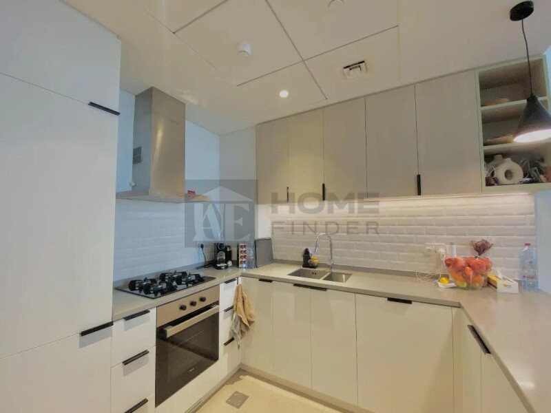 Apartment for Sale in Belgravia Heights 1 - Jumeirah Village Circle, Dubai - Modern Living | Unfurnished | Midfloor | Tenanted at 1290000 AED