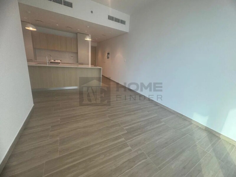 Apartment for Sale in Belgravia Heights 2 - Jumeirah Village Circle, Dubai - Hot Deal | Vacant on Transfer | White Goods at 2190000 AED