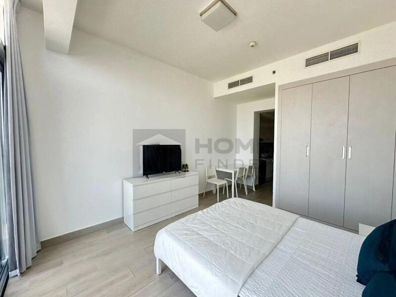 Apartment for Rent in Bloom Tower C - Jumeirah Village Circle, Dubai - Park View | Fully Furnished | Call Now at 47000 AED