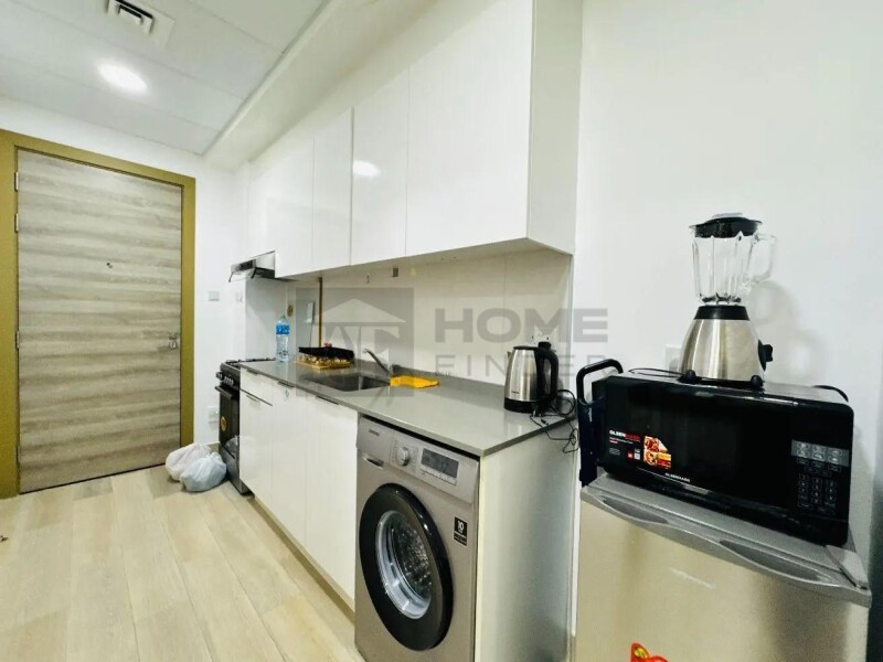 Apartment for Rent in Bloom Tower C - Jumeirah Village Circle, Dubai - Luxury Furnished | Skyline view | Higher floor at 49999 AED