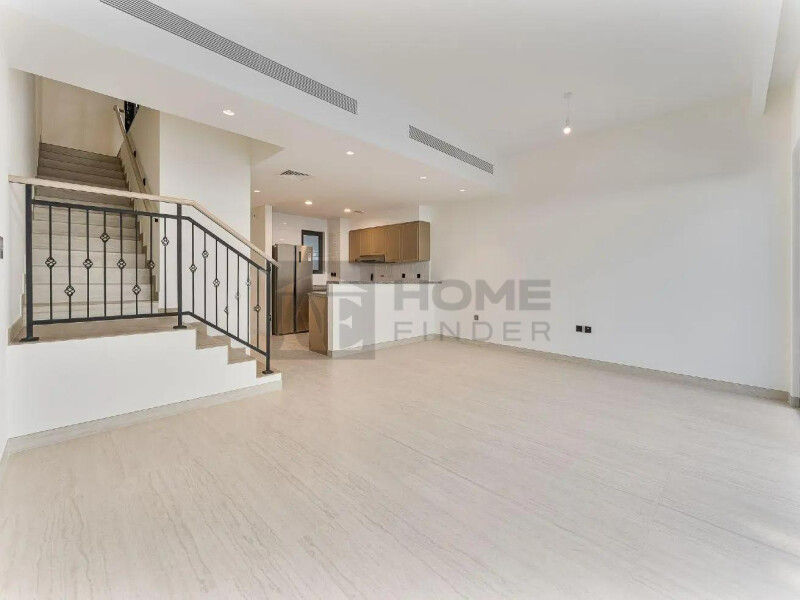 Townhouse for Rent in Damac Lagoons - Santorini 1, Dubai - CORNER END UNIT | LARGE LAYOUT |READY TO MOVE SOON at 200000 AED