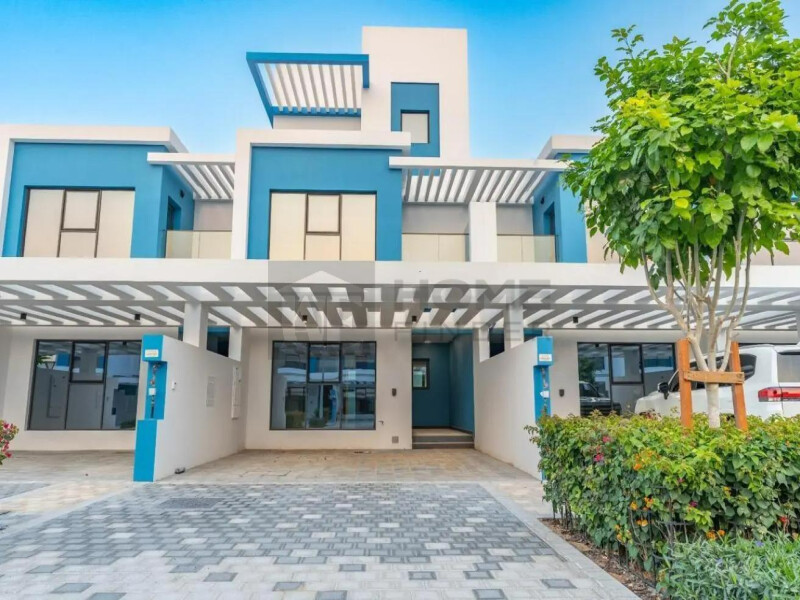Villa for Rent in Damac Lagoons - Santorini 1, Dubai - Ready Garden | Kitchen Equipped | Corner Villa at 240000 AED