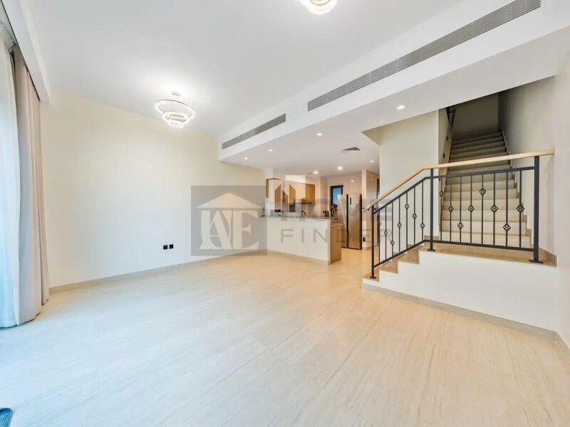 Townhouse for Rent in Damac Lagoons - Santorini 1, Dubai - Beautiful Home | 5 Bed Townhouse | Spacious at 200000 AED