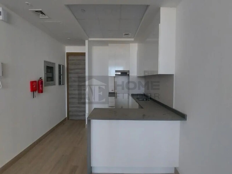 Apartment for Rent in Bloom Tower A - Jumeirah Village Circle, Dubai - Cozy 2 BR | Ready to Move | High Floor at 130000 AED