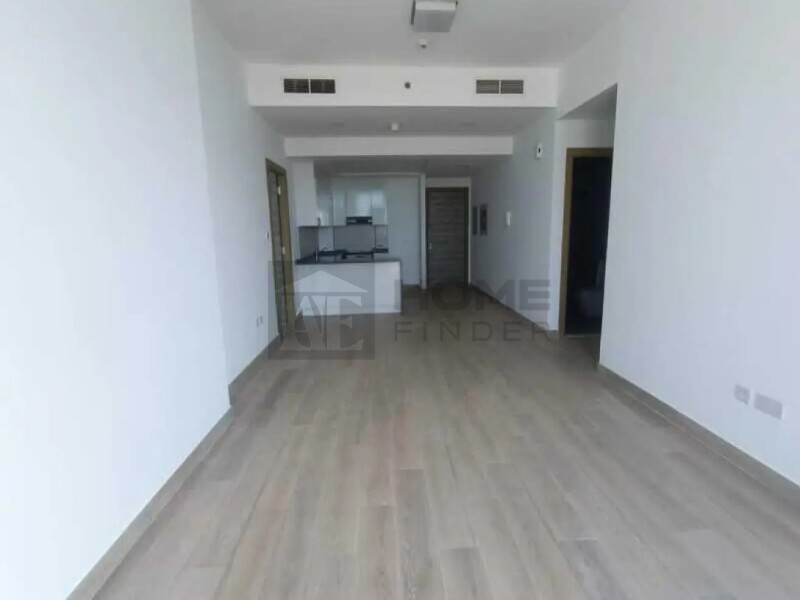 Apartment for Rent in Bloom Tower A - Jumeirah Village Circle, Dubai - Elegant 2+Maid|Unfurnished |Ready to Move at 149000 AED