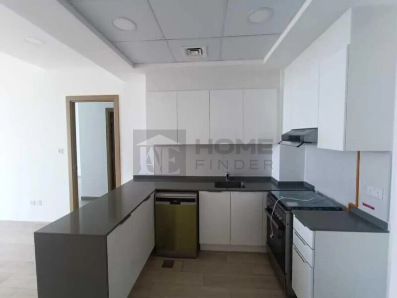 Apartment for Rent in Bloom Tower A - Jumeirah Village Circle, Dubai - MARINA VIEW I HIGH FLOOR I PRIME LOCATION at 149999 AED