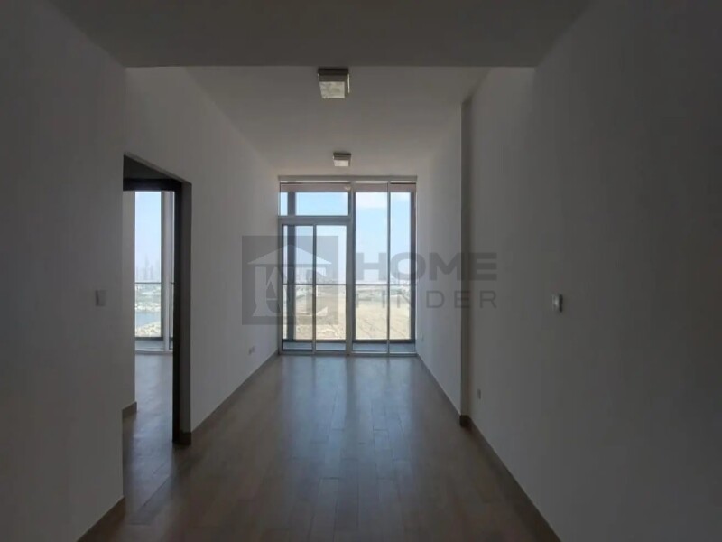 Apartment for Rent in Bloom Tower A - Jumeirah Village Circle, Dubai - Skyline View | Premium Quality | Ready to move at 129999 AED