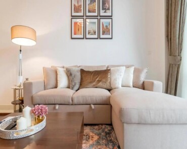 Furnished 1BR Apartment | Canal and Downtown View