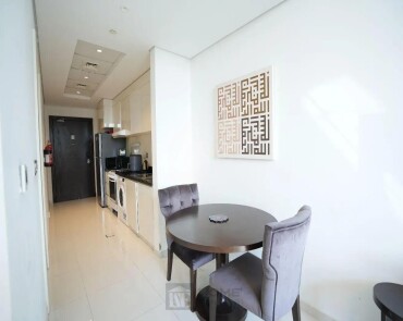 Sophisticated Unit | Fully Furnished | Vacant