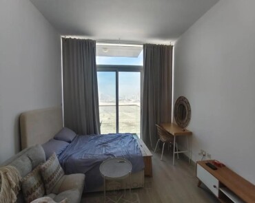 High Floor | With Balcony | Upto 6 Chqs