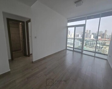 Modern Comfort | Spacious | Community View